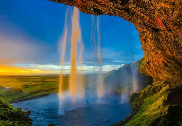 3 Days · Jokulsarlon Glacier Lagoon with Blue Lagoon - Nothern lights Self-Drive Tour